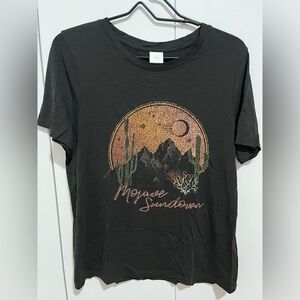 H&M Mohave Desert Scene Women’s T Shirt Size Small